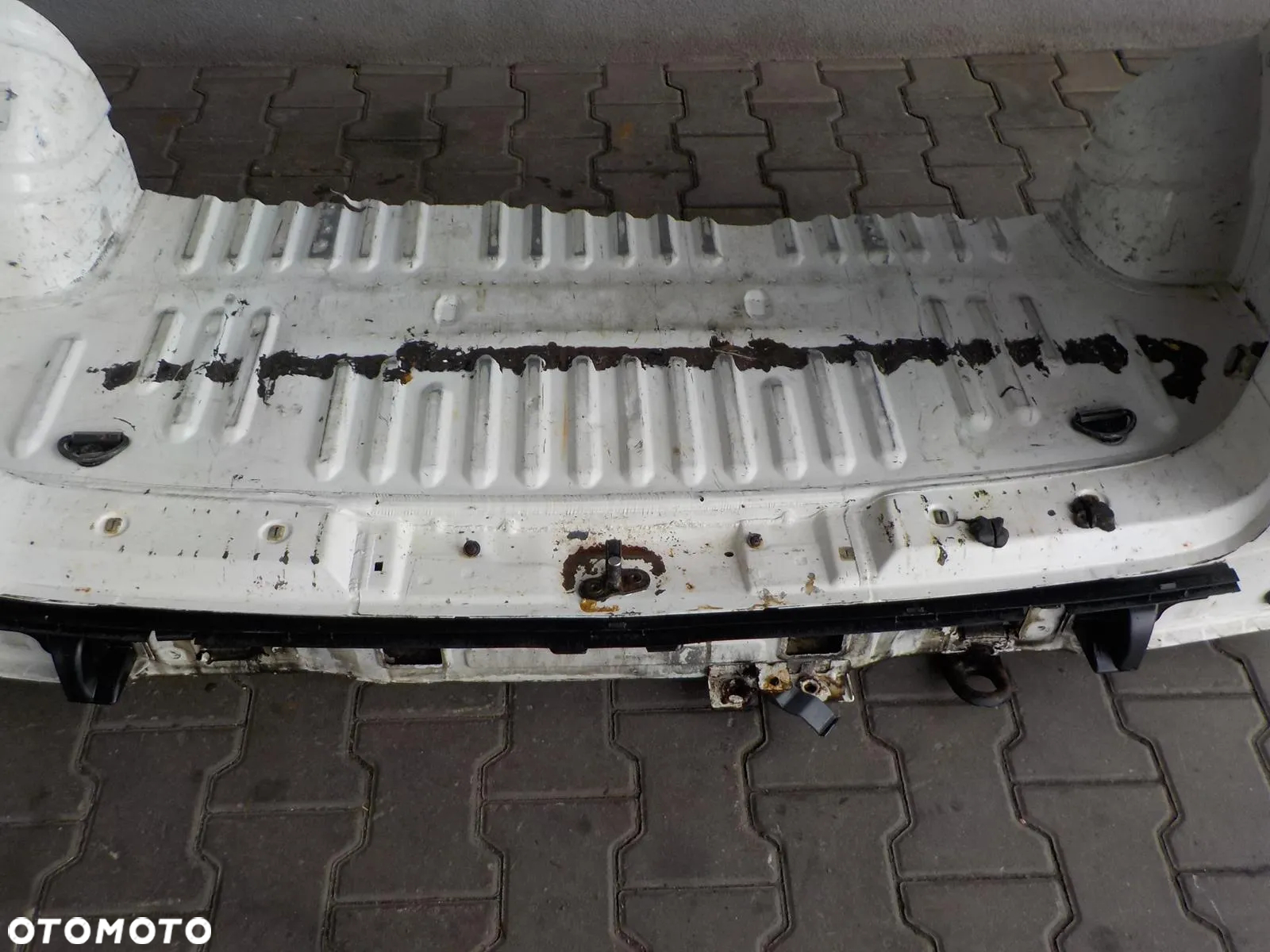 VW T5 T6 ĆWIARTKA PAS TYLNY TYŁ PRÓG KLAPA - 3