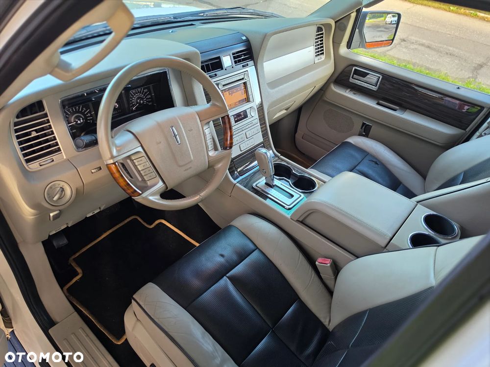 Lincoln Navigator 5.4 4WD Luxury - 5