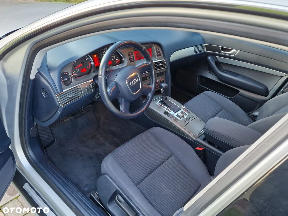 Audi A6 Avant 2.4 multitronic - 16