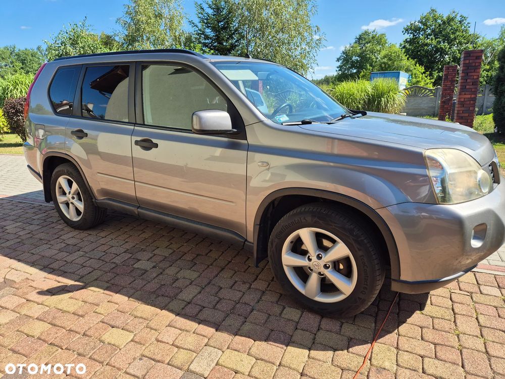 Nissan X-Trail 2.0 SE - 1