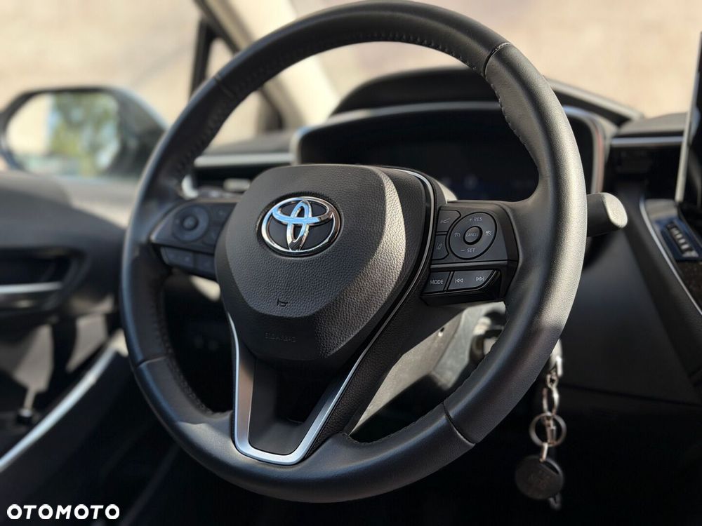 Toyota Corolla - 22