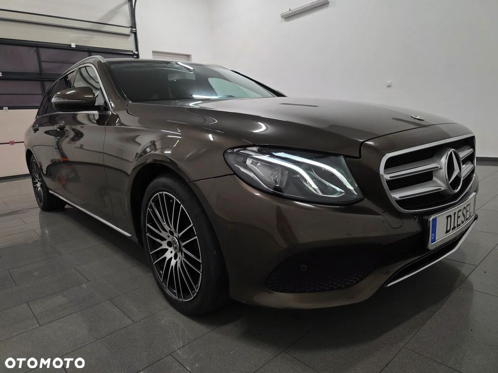 Mercedes-Benz Klasa E 220 d 9G-TRONIC AMG Line - 1