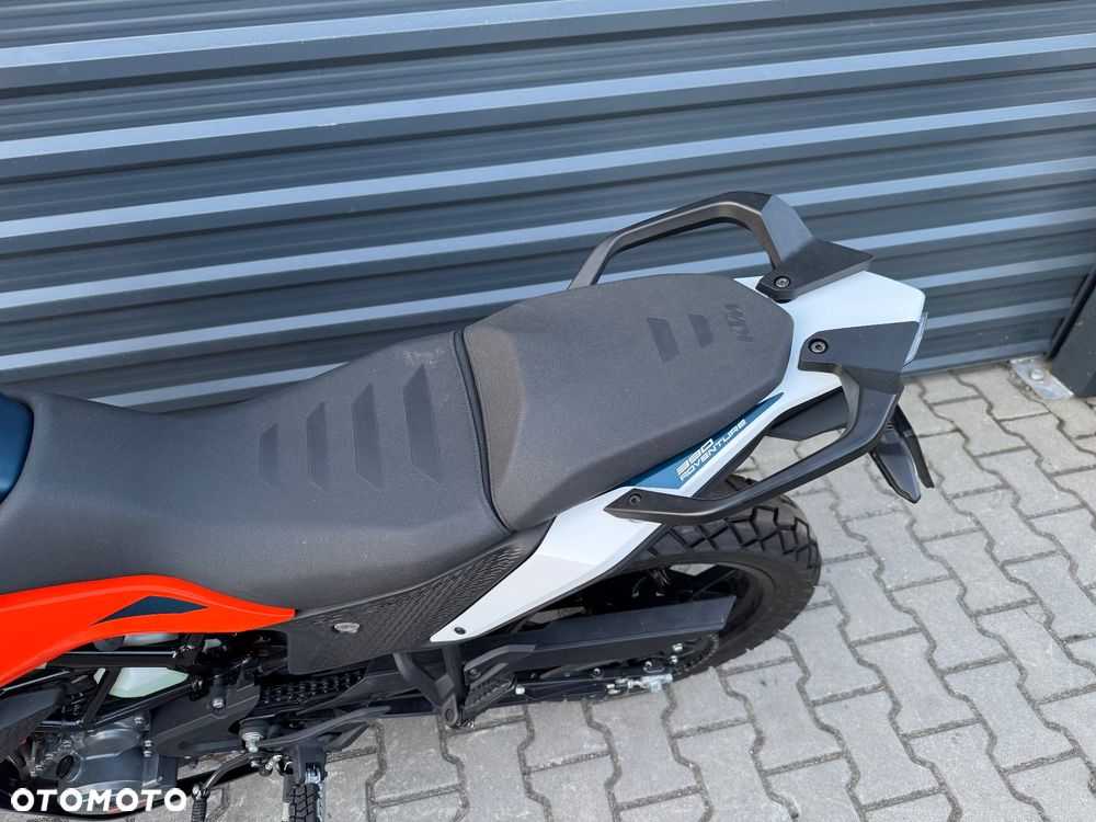 KTM Adventure - 20