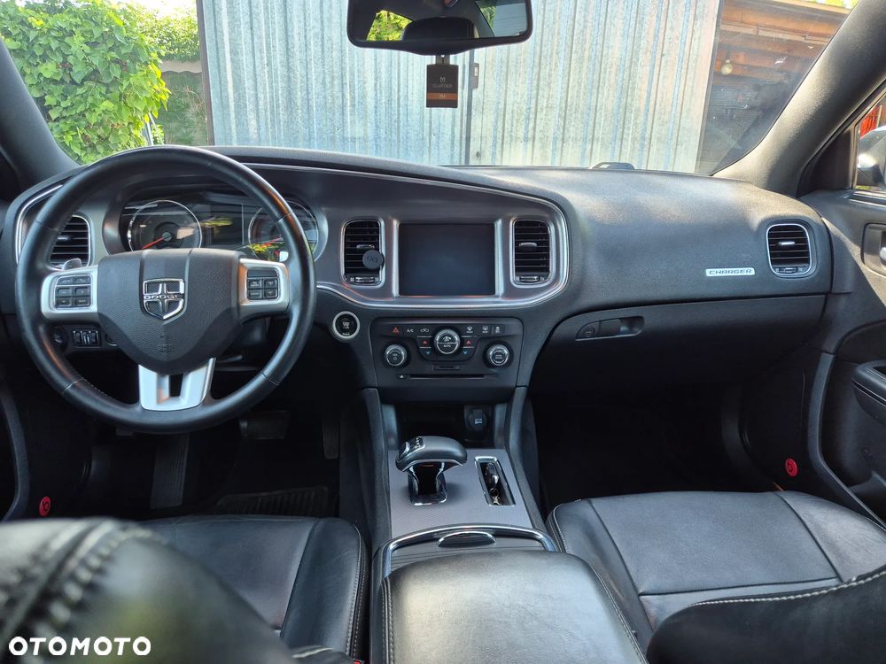Dodge Charger - 27
