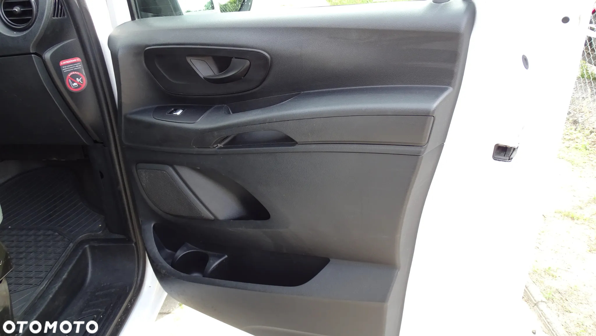 Mercedes-Benz VITO - 14