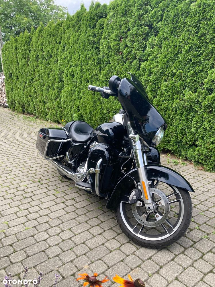 Harley-Davidson FLHXS Special - 4