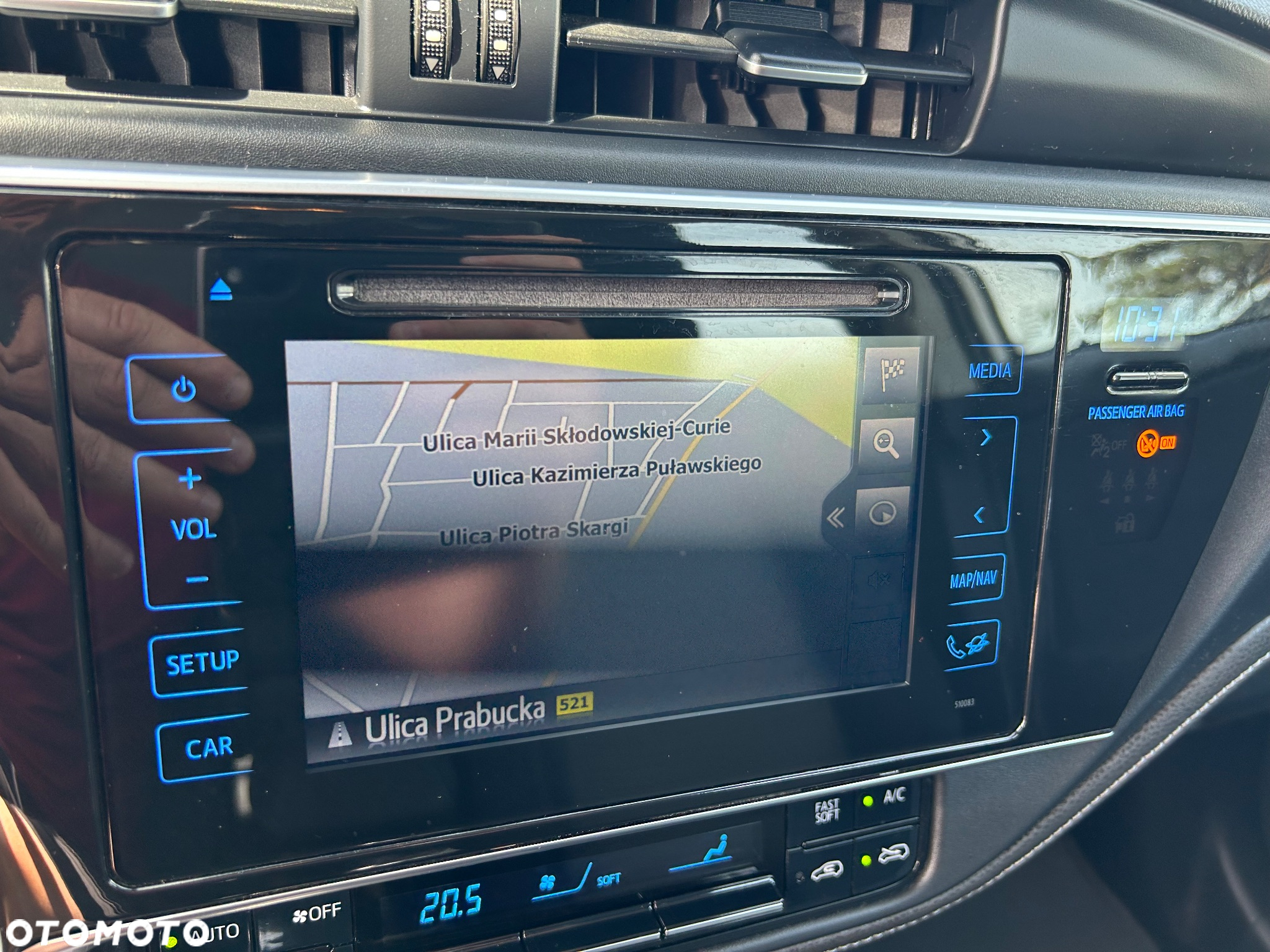 Toyota Auris 1.2 T Dynamic - 24