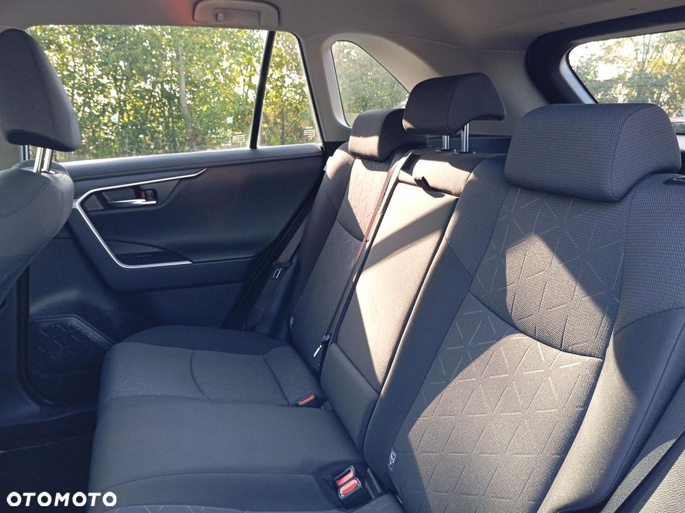 Toyota RAV4 - 22