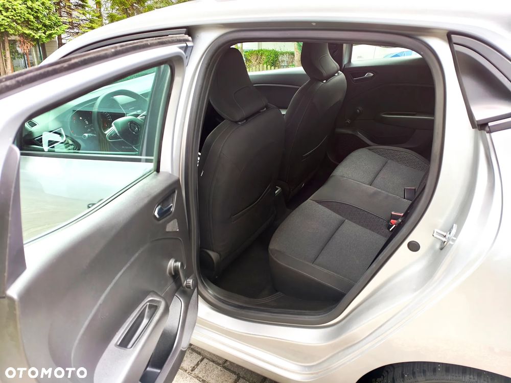 Renault Clio BLUE dCi 85 BUSINESS EDITION - 6