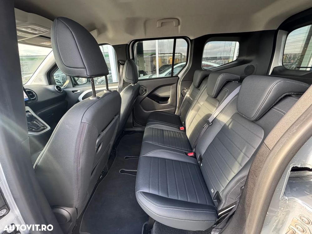 Mercedes-Benz T 180 d 7G-DCT PROGRESSIVE - 12