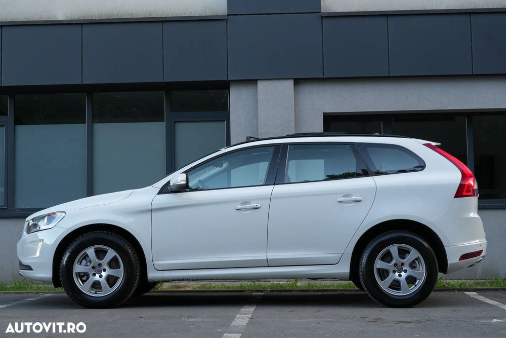 Volvo XC 60 D5 AWD Geartronic Summum - 24