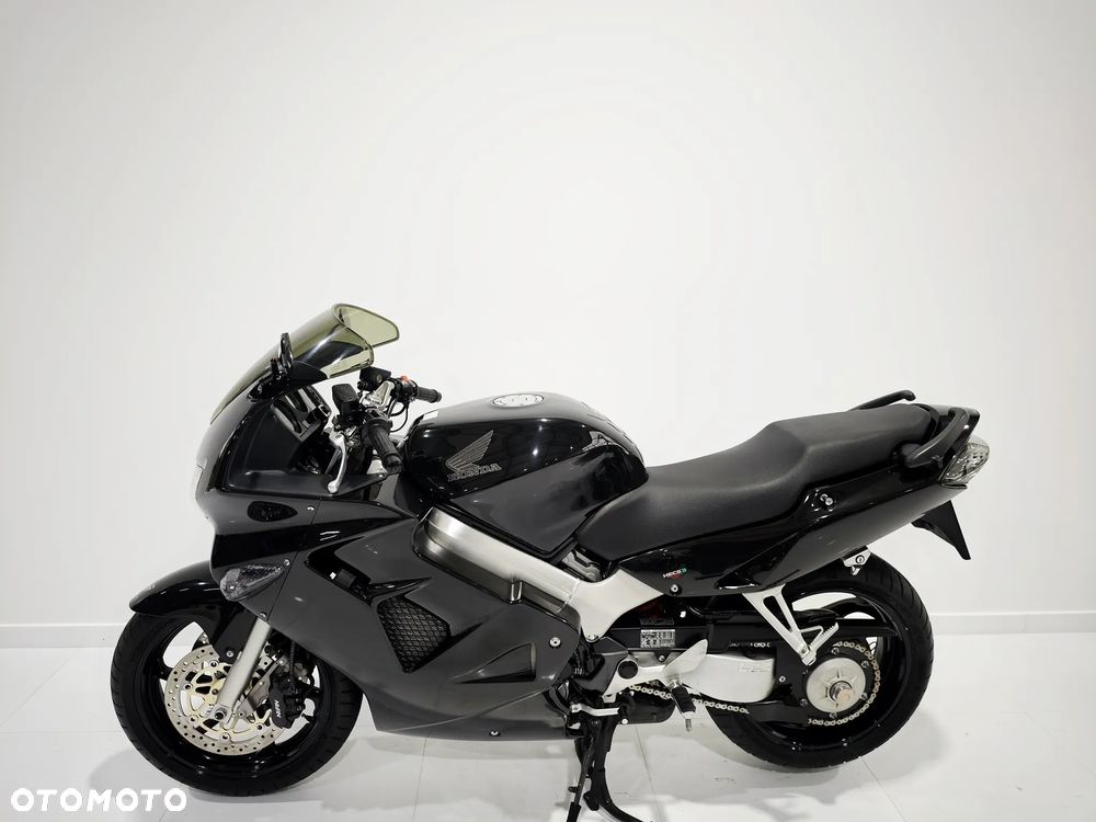 Honda VFR - 5