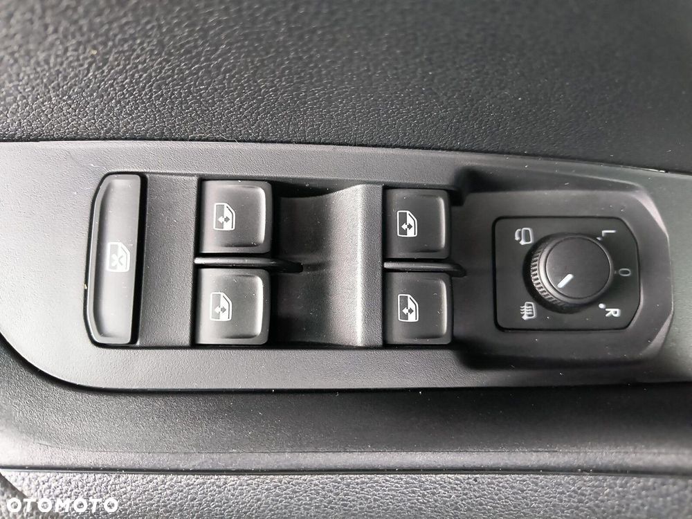 Skoda Karoq 1.5 TSI ACT Sportline DSG - 23