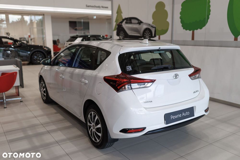 Toyota Auris 1.33 VVT-i Active - 6