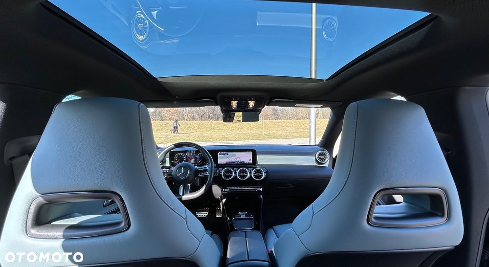 Mercedes-Benz CLA 200 AMG Line 7G-DCT - 4