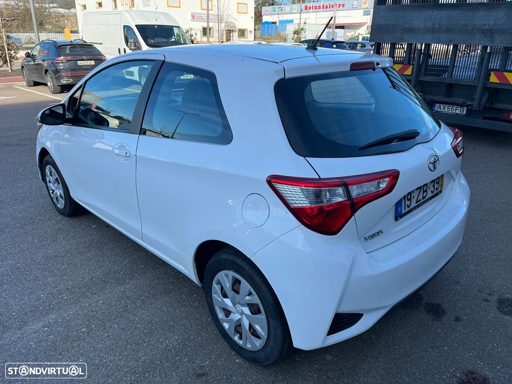 Toyota Yaris Ecobizz - 3