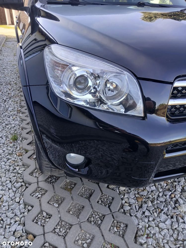 Toyota RAV4 2.2 D-4D Sol 180 - 11