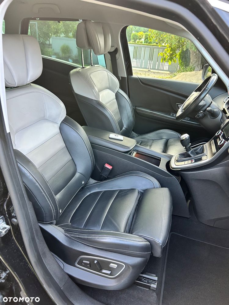 Renault Scenic - 32