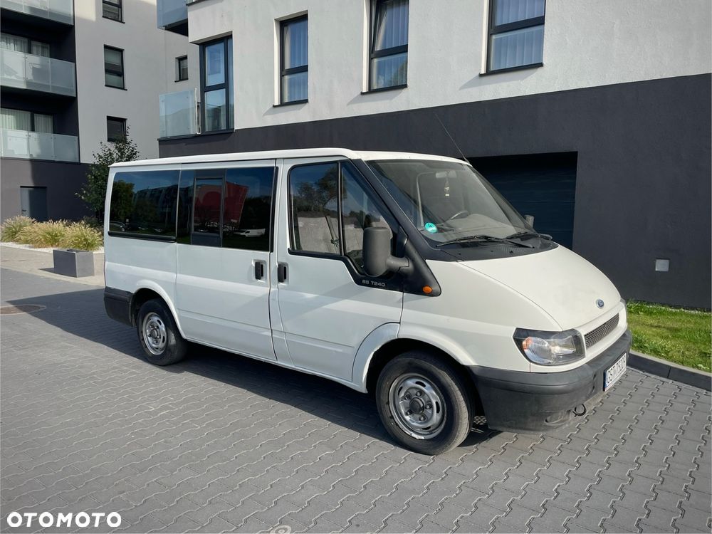 Ford Transit - 1