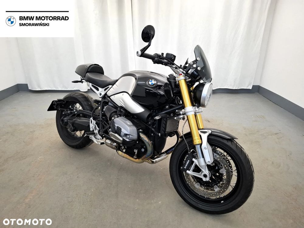 BMW R - 1