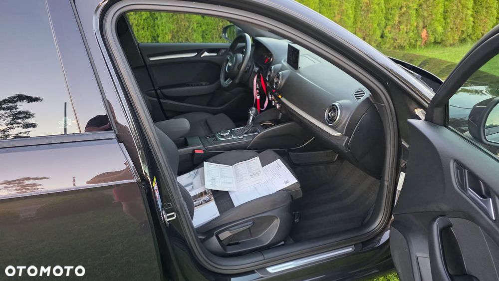 Audi A3 Sportback 2.0 TDI S tronic S line Sportpaket - 36