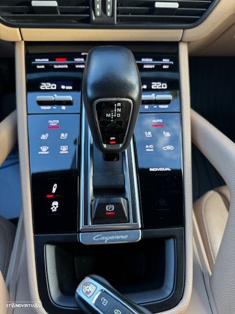 Porsche Cayenne E-Hybrid Tiptronic S - 33