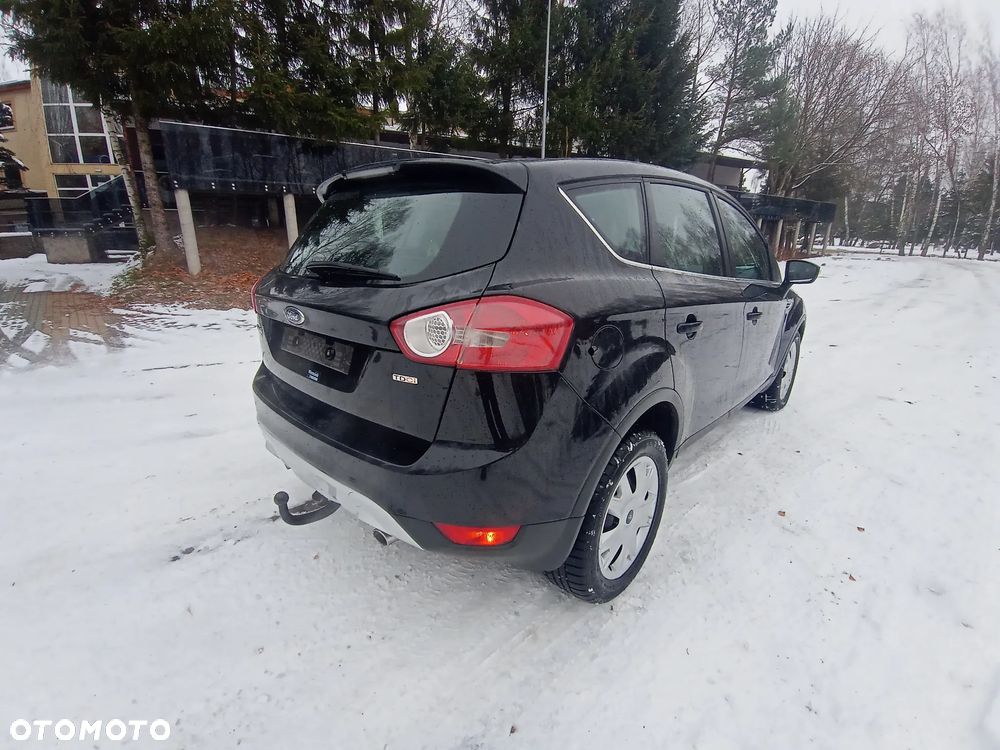 Ford Kuga 2.0 TDCi 2x4 Trend - 10
