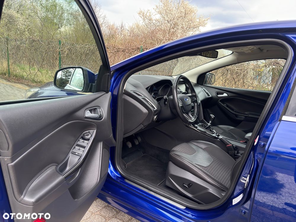 Ford Focus 1.5 EcoBoost STart-Stopp-System ST-LINE - 11