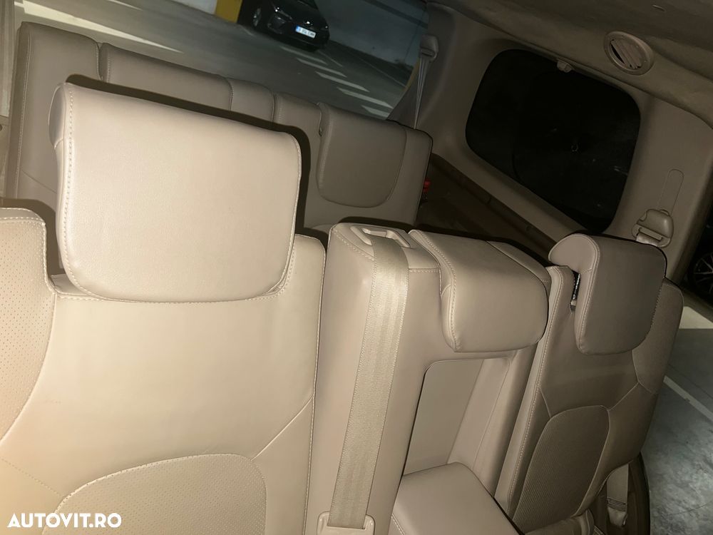 Nissan Pathfinder - 31