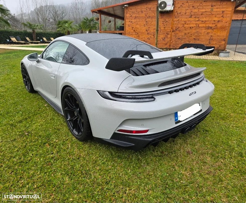 Porsche 911 (992) - 10