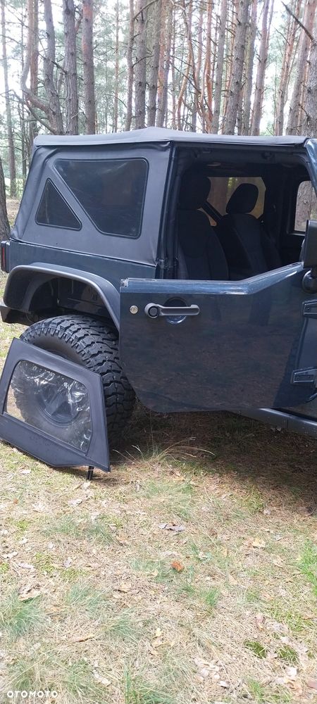 Jeep Wrangler - 9