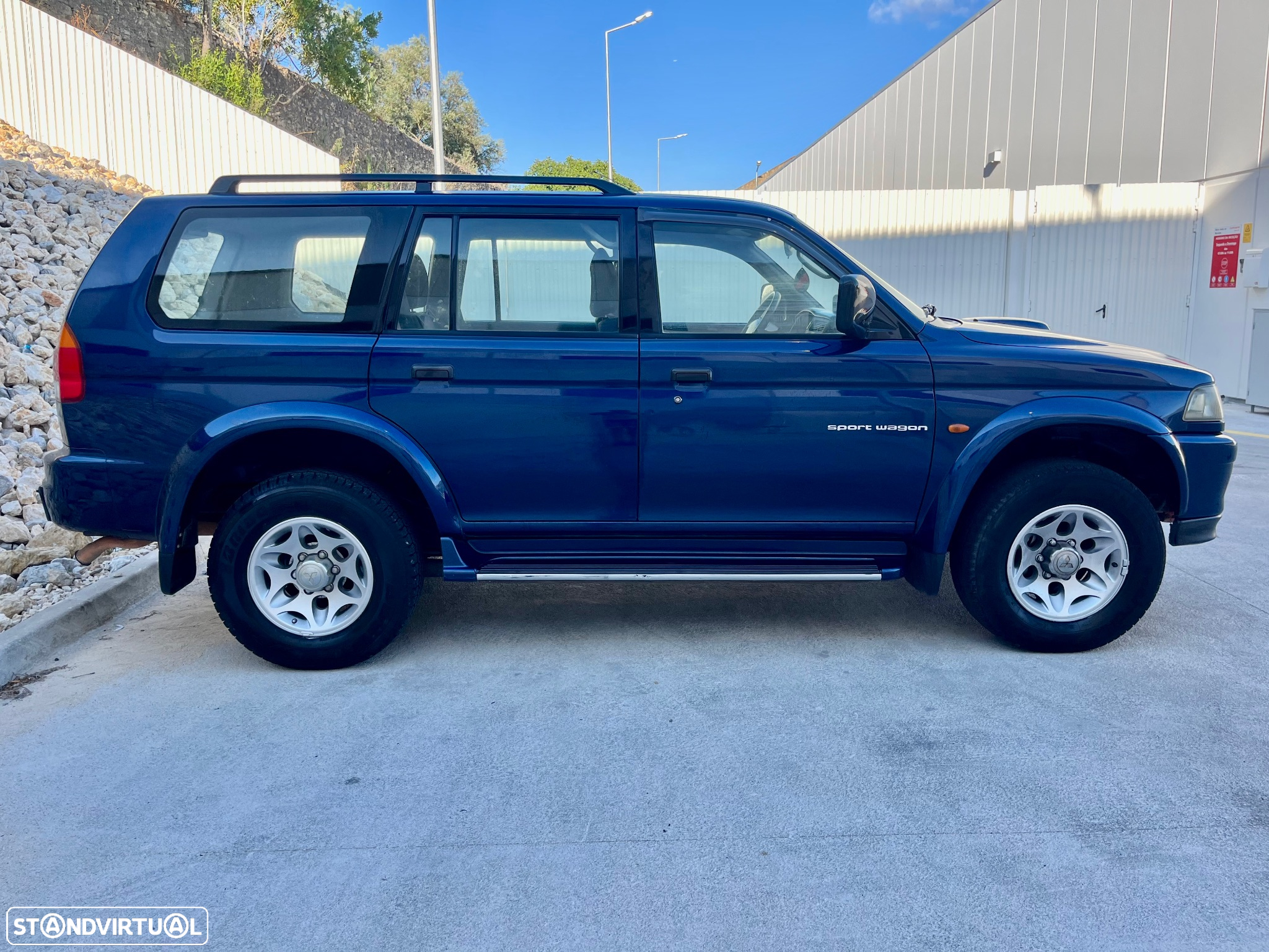 Mitsubishi Pajero 2.5 TD GLX Longo - 10