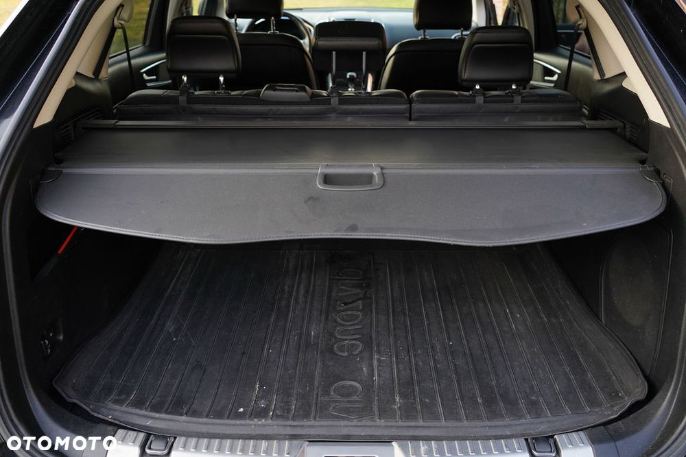 Ford Edge 2.0 TDCi 4WD Titanium - 20