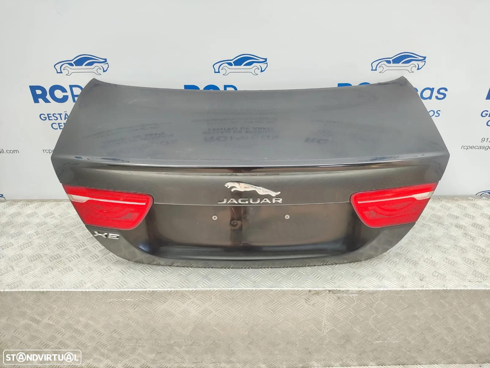 Porta Tampa Mala Jaguar XE X760 Camara - 4
