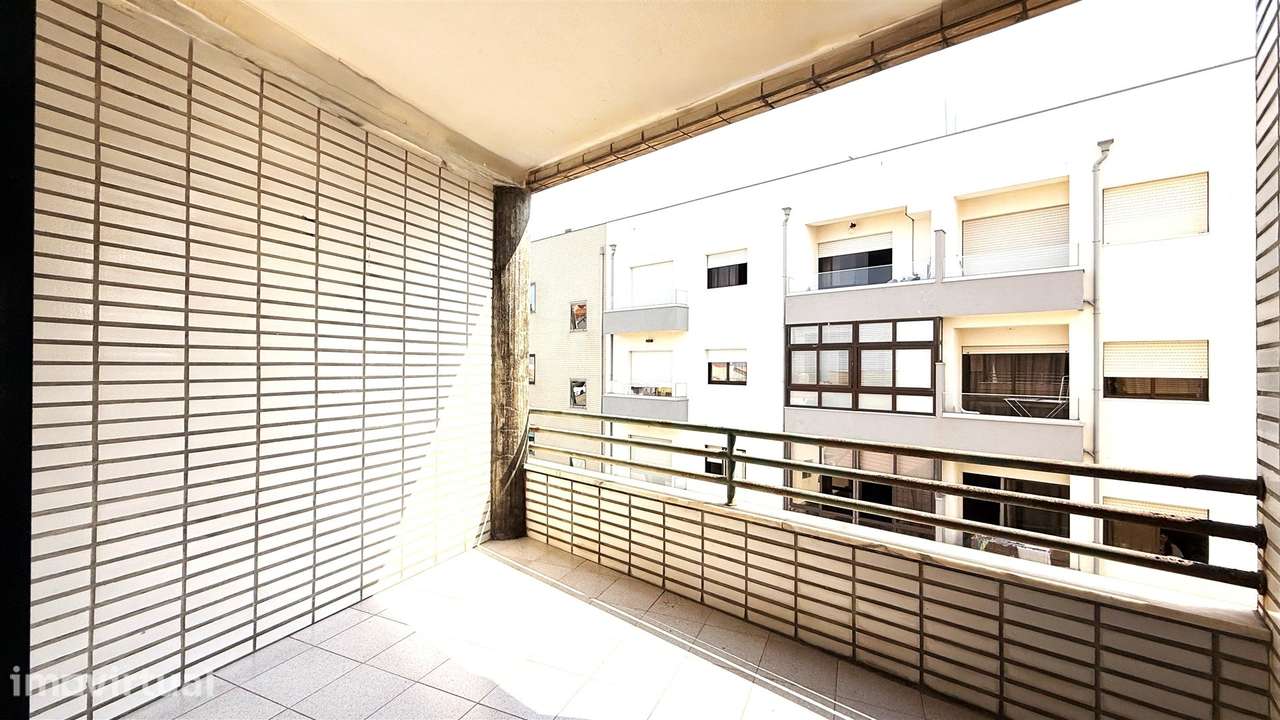 Apartamento T2 Venda em Aver-o-Mar, Amorim e Terroso,Póvoa de Varzim - Grande imagem: 2/12