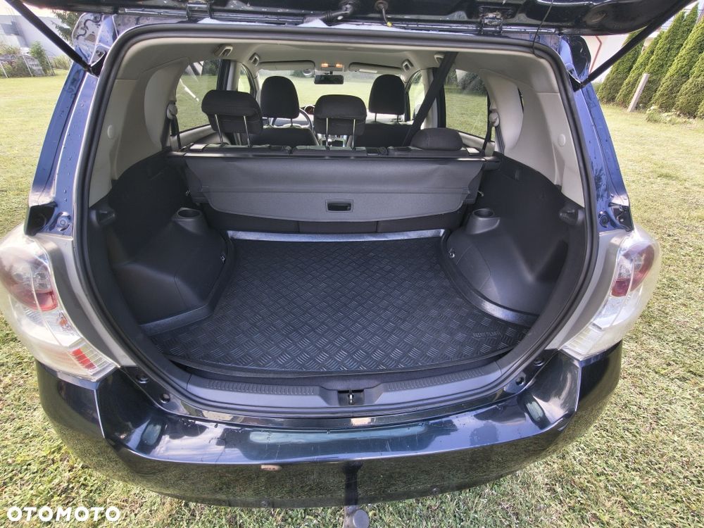 Toyota Verso - 7