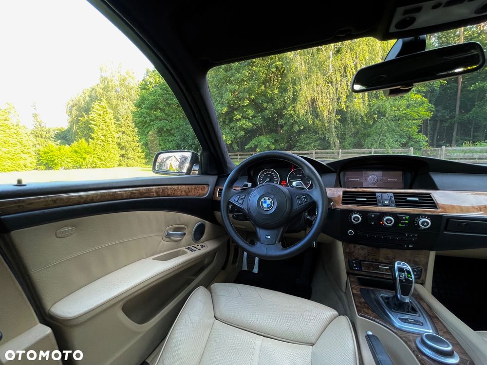 BMW Seria 5 535d - 14