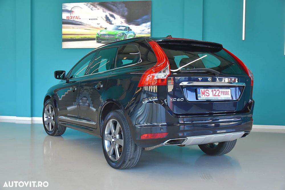 Volvo XC 60 D5 AWD Summum - 5