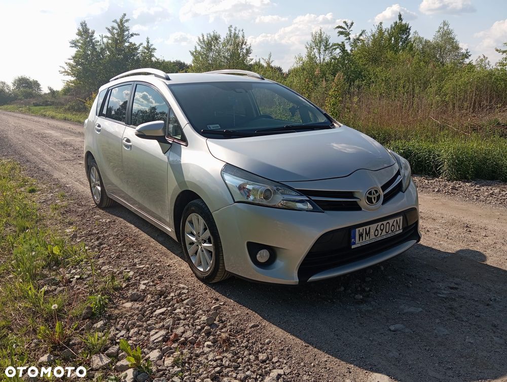 Toyota Verso 1.6 D-4D Active - 3