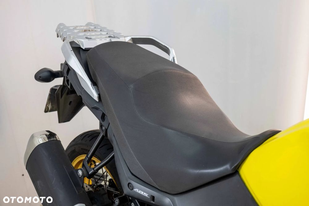 Suzuki V-STROM - 19