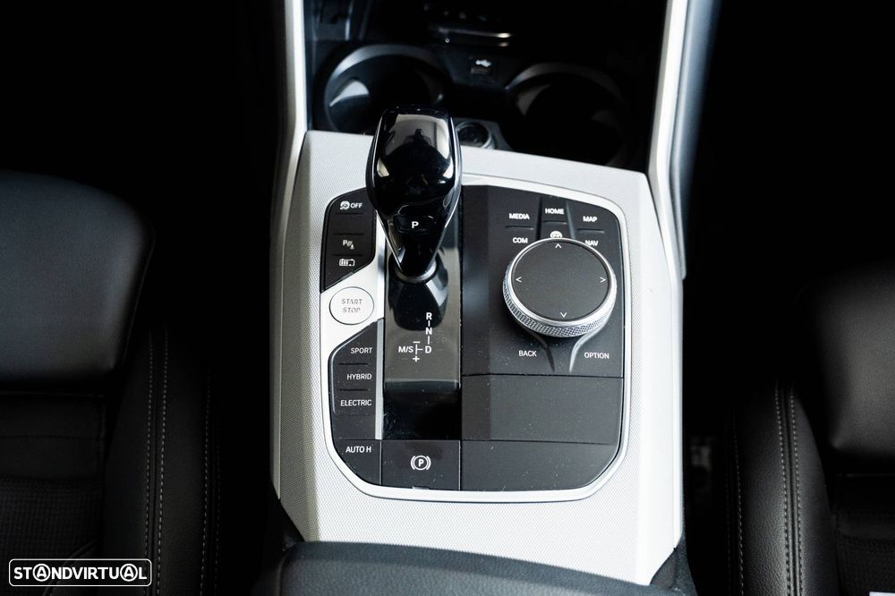 BMW 320 - 17