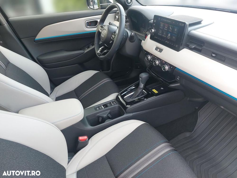 Honda HR-V 1.5 4x2 E-CVT HEV Advance Style Plus - 13