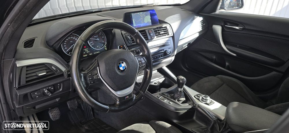 BMW 116 d Pack M - 21