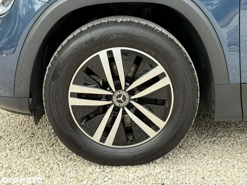 Mercedes-Benz GLB 200 7G-DCT - 10