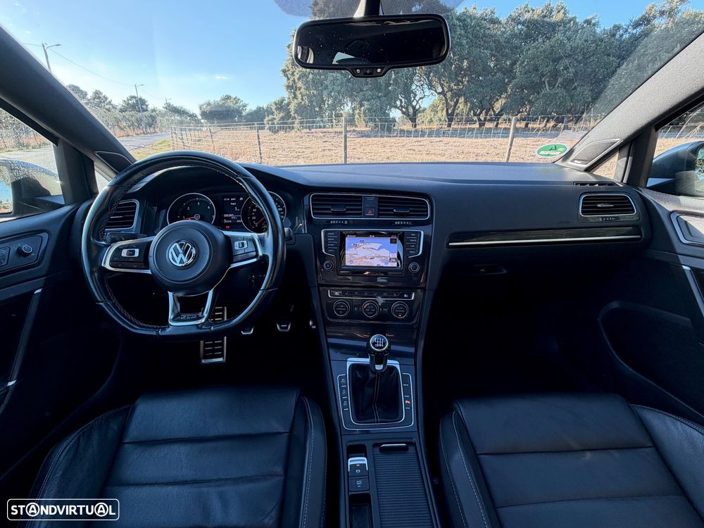 VW Golf 2.0 TDI GTD - 10