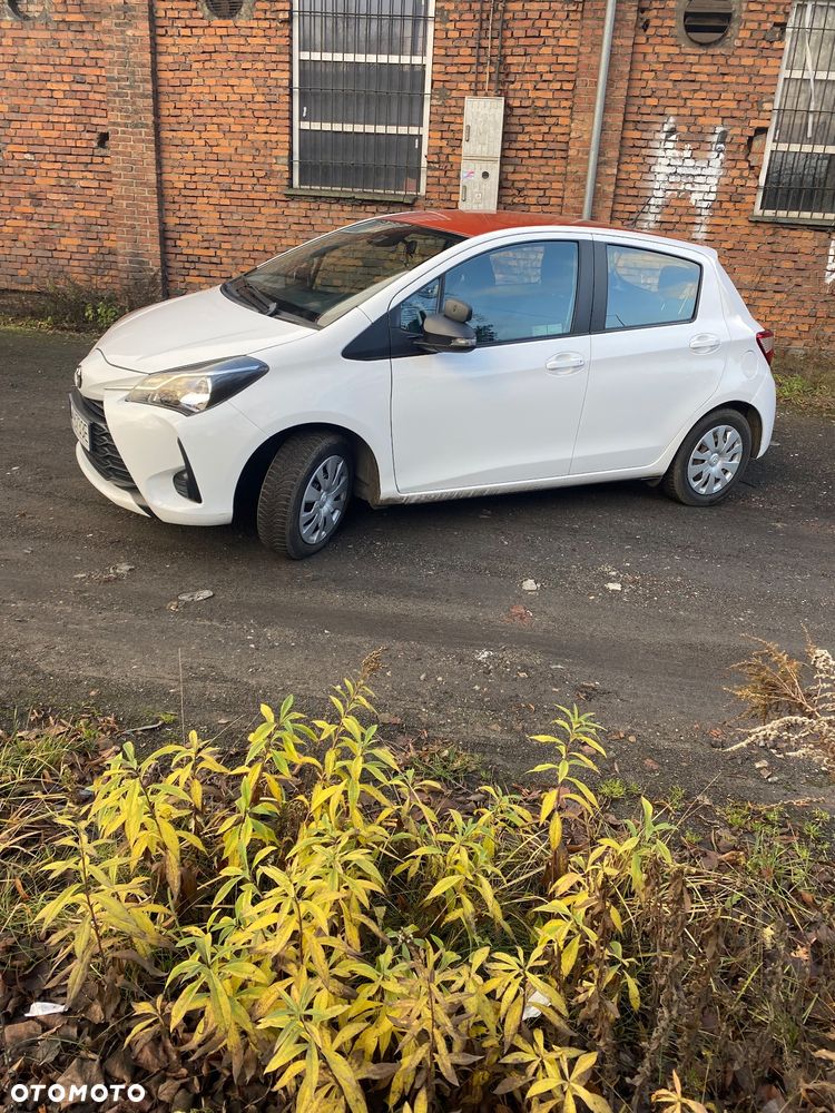 Toyota Yaris 1.5 Active - 17