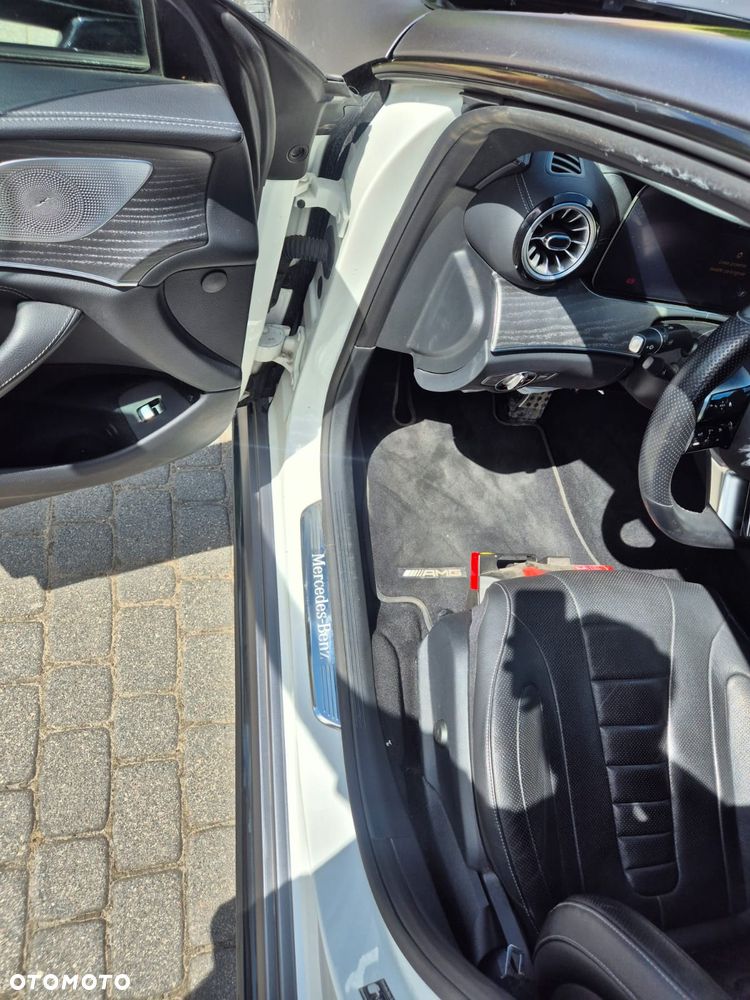 Mercedes-Benz CLS 300 d 4-Matic AMG - 24