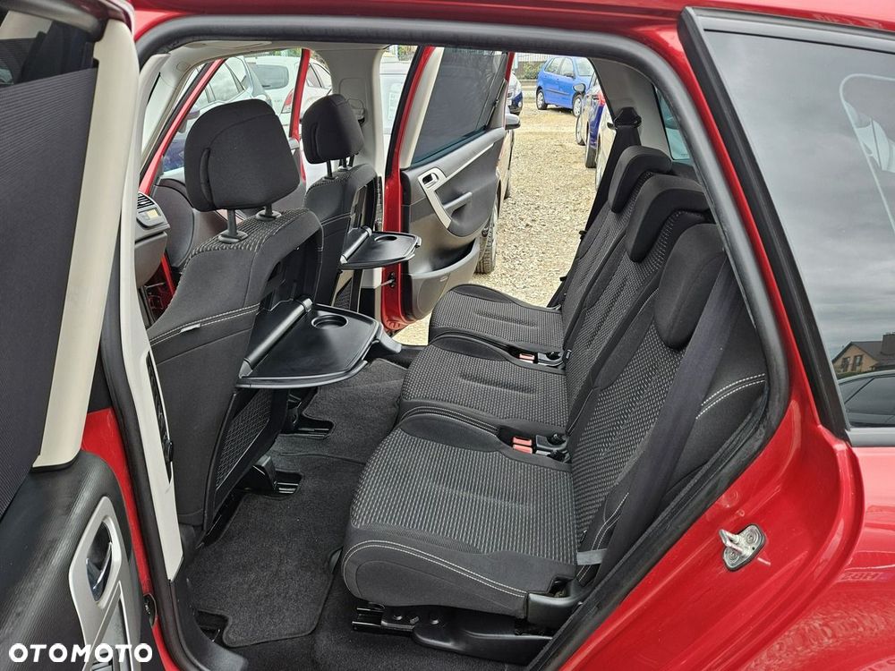 Citroën C4 Picasso - 9