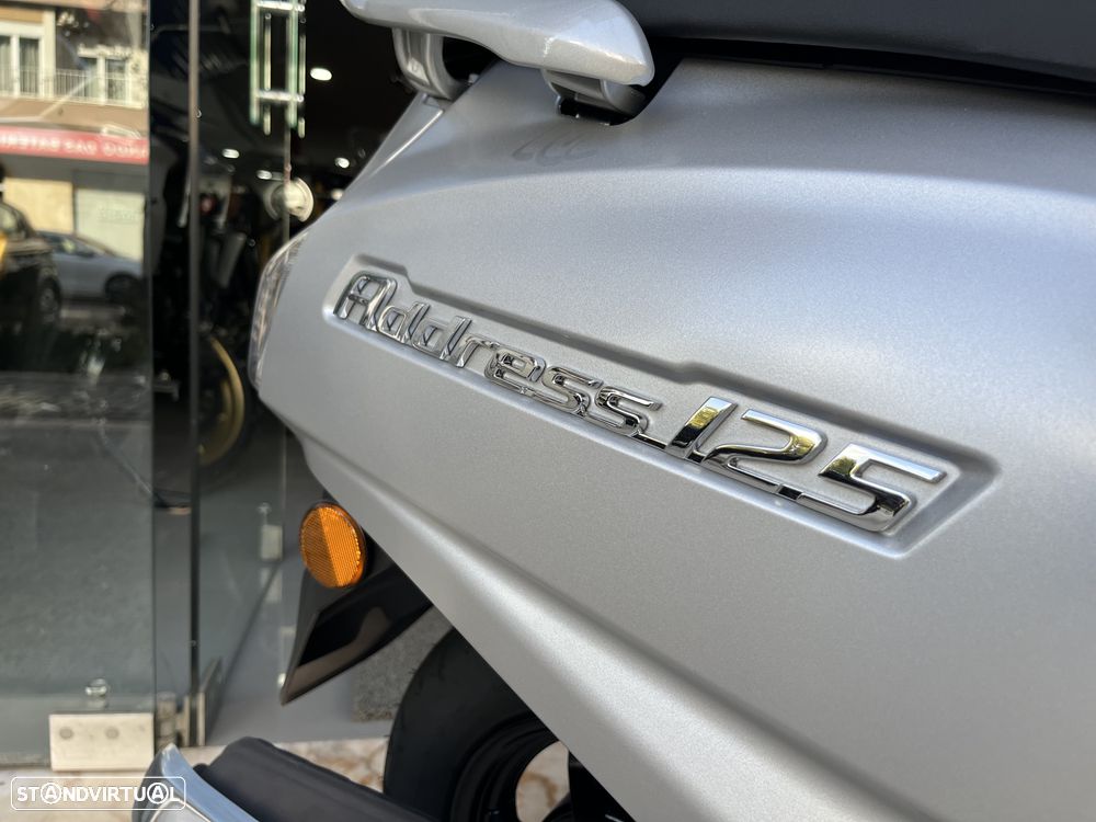 Suzuki Adress 125 - PREÇO PROMOCIONAL !! - DESDE 35 EUR / MÊS !! - 8