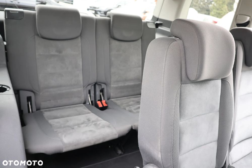 Volkswagen Touran 2.0 TDI DPF Comfortline DSG - 15